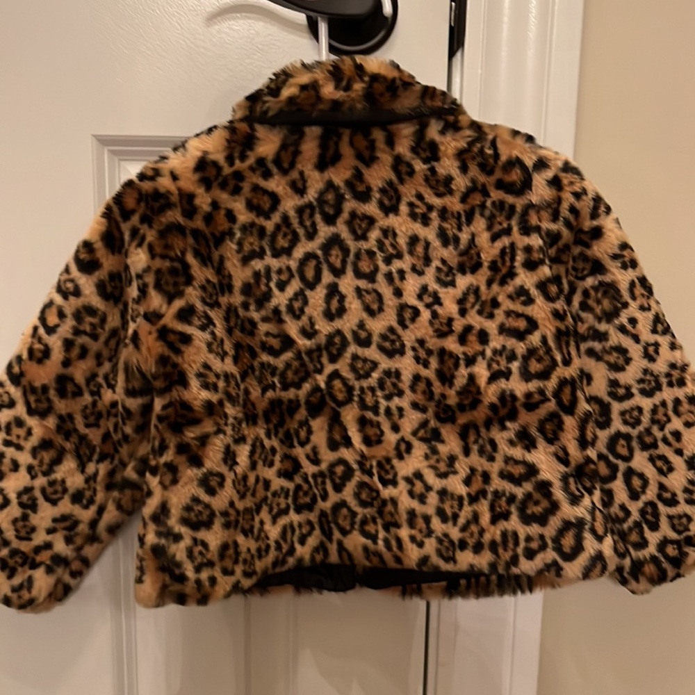 Leopard Coat - Picture 2 of 3